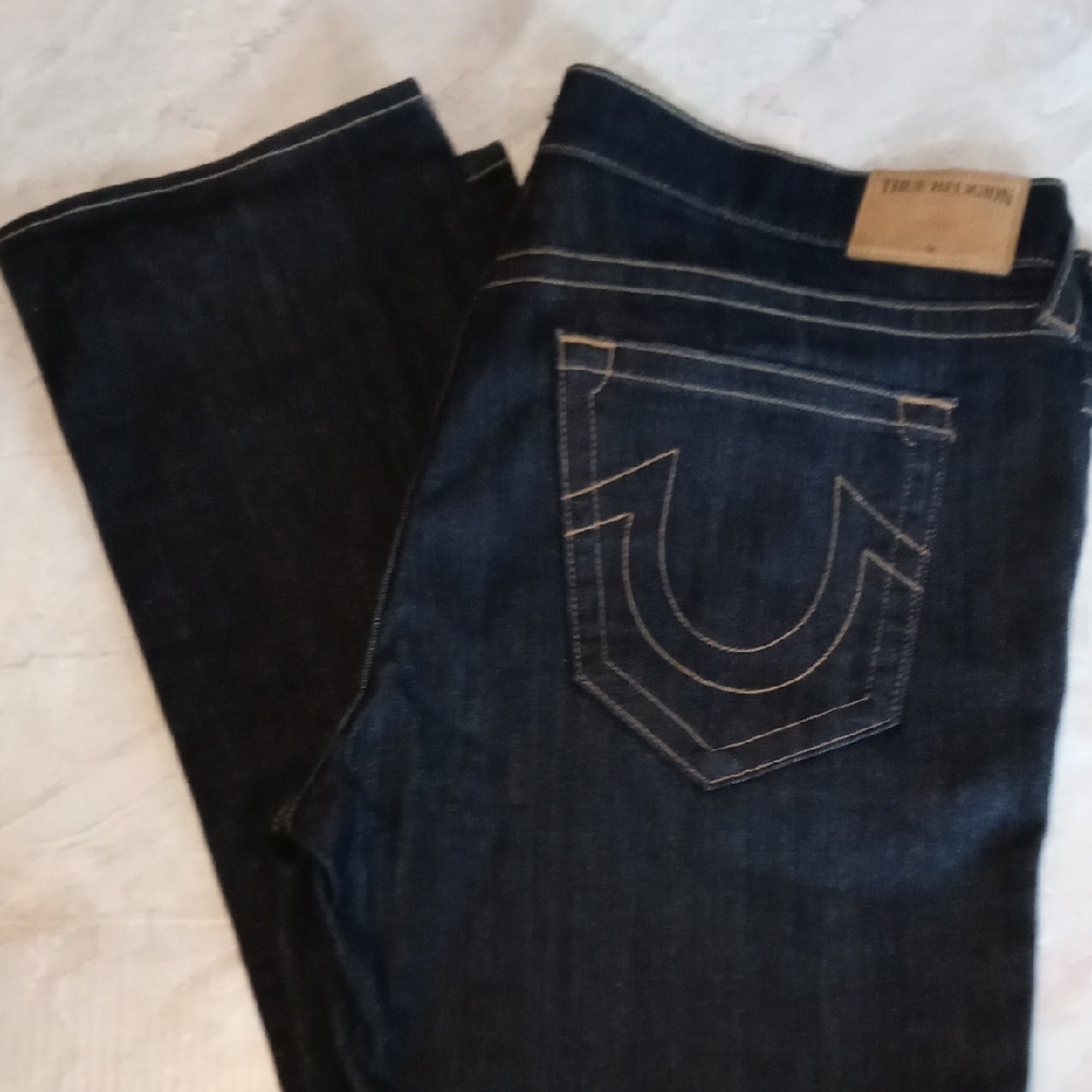 True Religion Blue Relaxed Jeans with Classic Style
